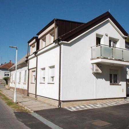Apartmani Oaza Daruvar Δωμάτιο φωτογραφία